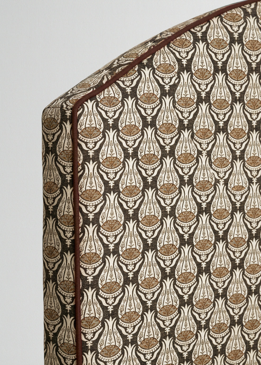 Respaldo Toscano Pattern Arabian Fleur