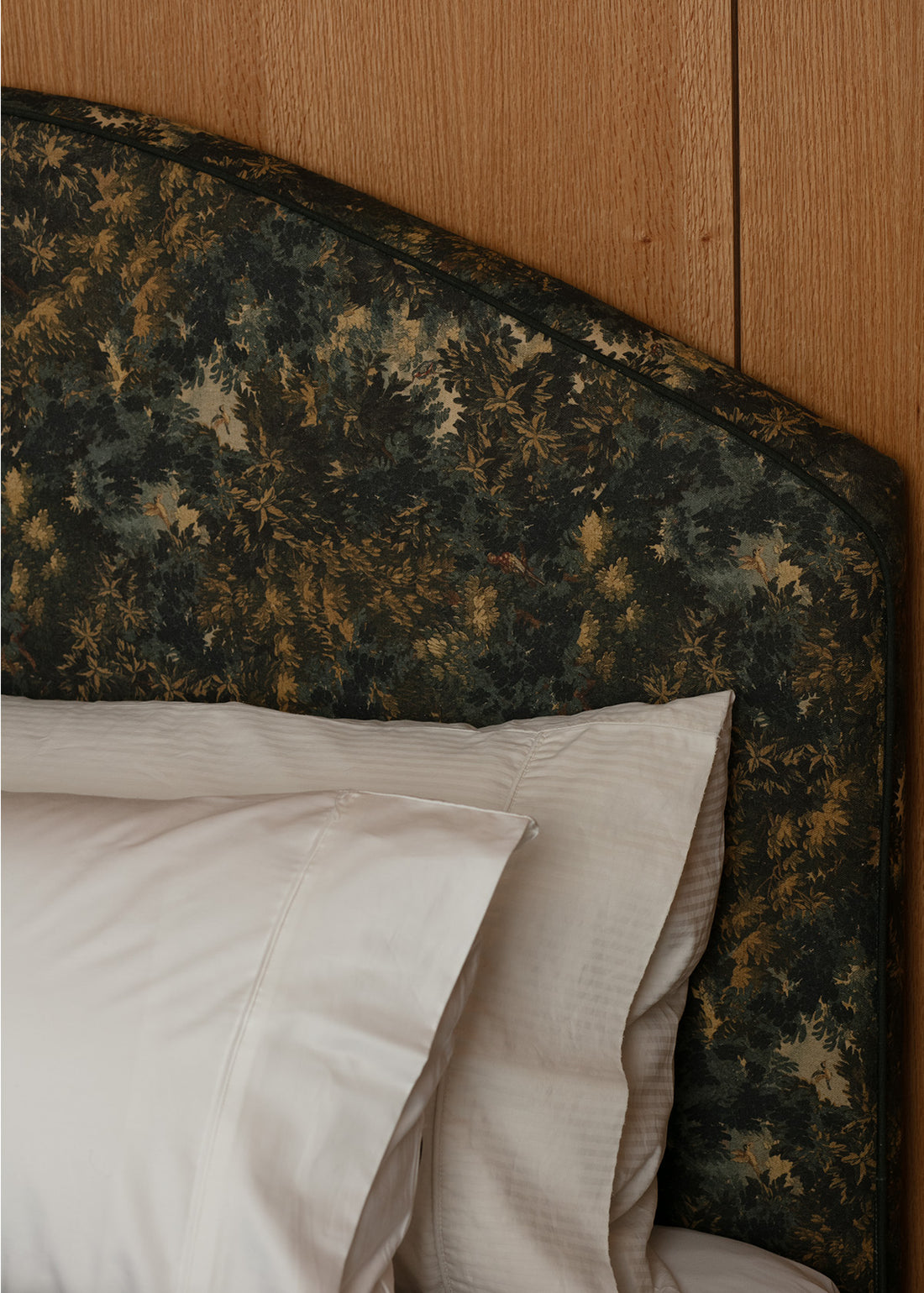 Respaldo Toscano Pattern Jardín del Bosque